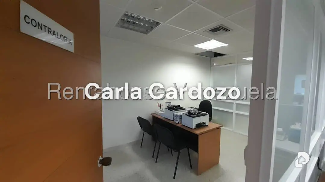 Oficina en Piedra Azul, Caracas – 25
