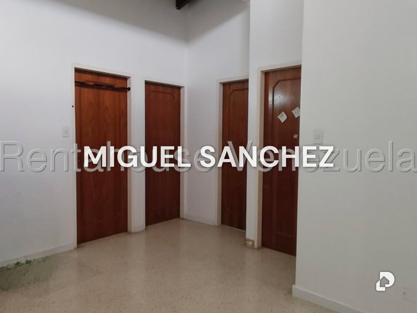 Casa en Alto Prado, Caracas – 14