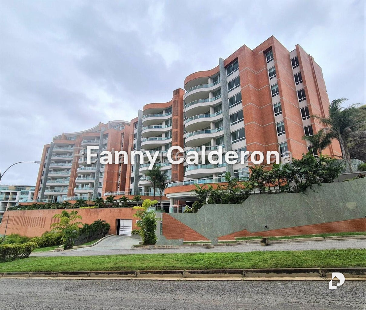 Apartamento en Colinas de Valle Arriba, Caracas – 1