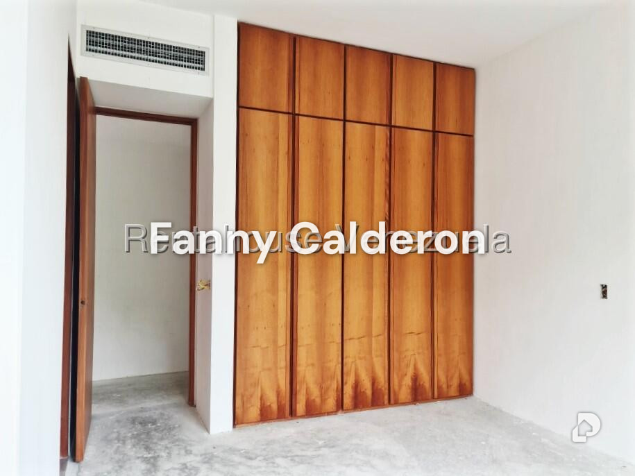 Apartamento en Colinas de Valle Arriba, Caracas – 16