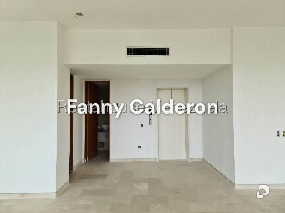 Apartamento en Colinas de Valle Arriba, Caracas – 2
