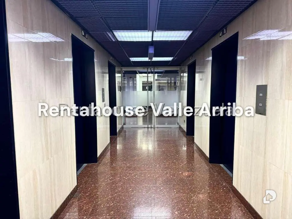 Office in Macaracuay, Caracas – 13