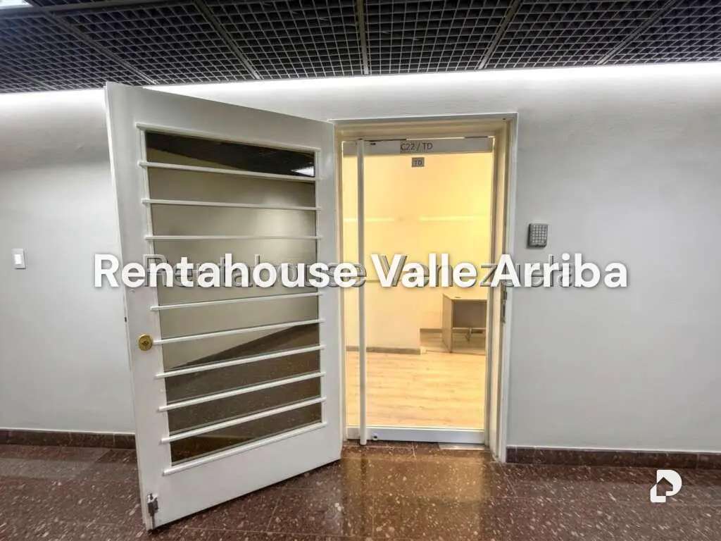 Office in Macaracuay, Caracas – 12