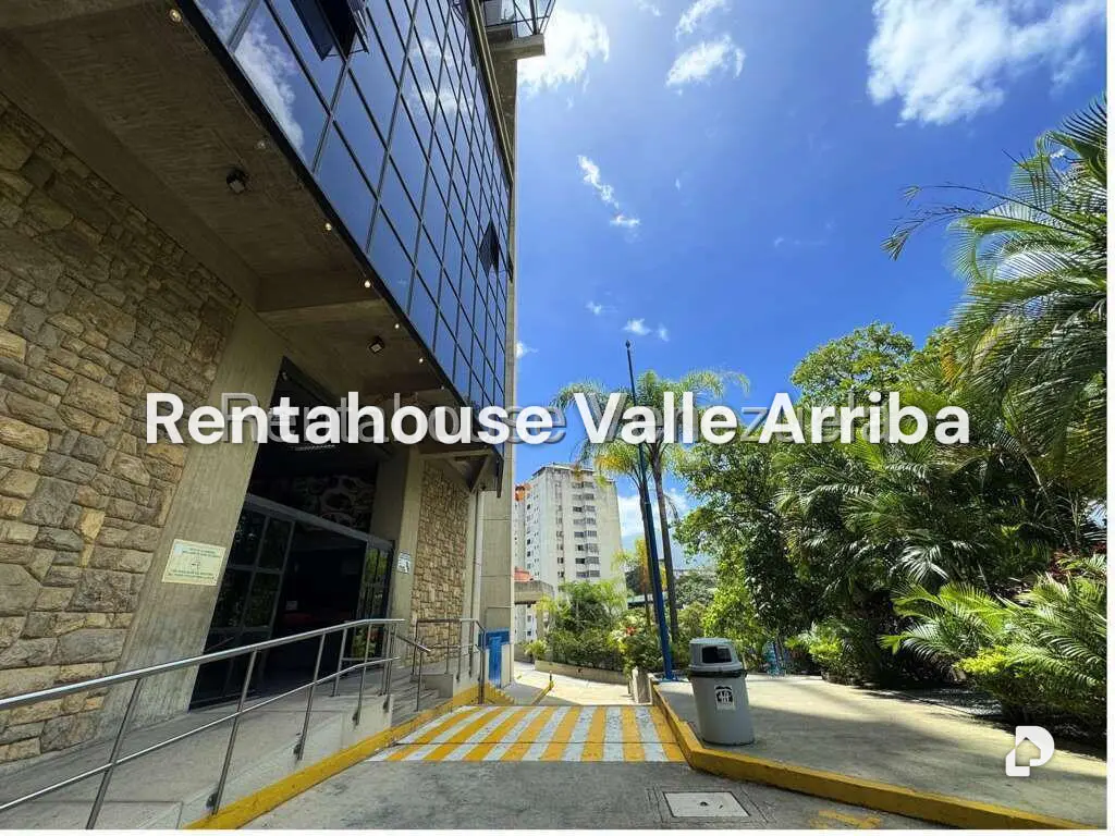 Office in Macaracuay, Caracas – 18