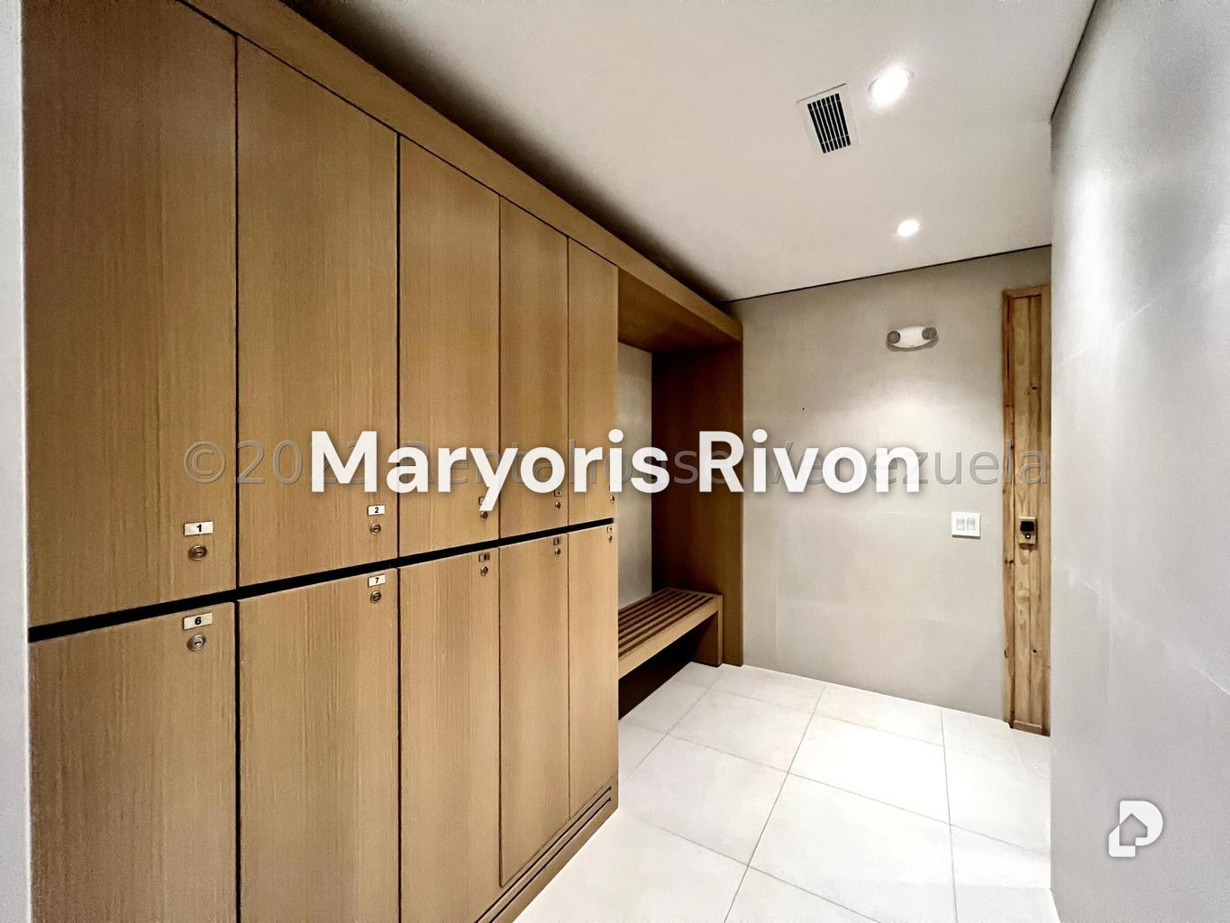 Apartamento en Campo Alegre, Caracas – 43