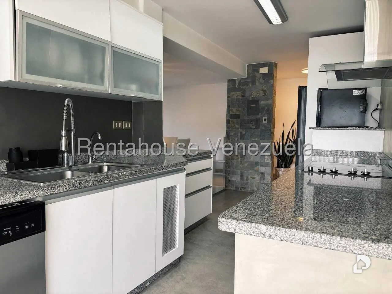 Apartamento en Santa Fe Sur, Caracas – 9