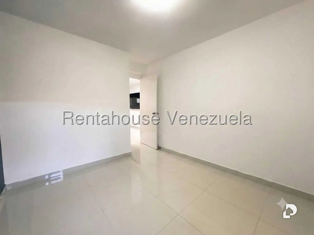 Apartamento en Santa Fe Sur, Caracas – 22