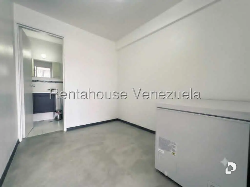 Apartamento en Santa Fe Sur, Caracas – 13