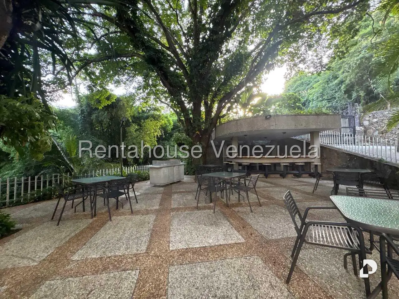 Apartamento en Santa Fe Sur, Caracas – 33