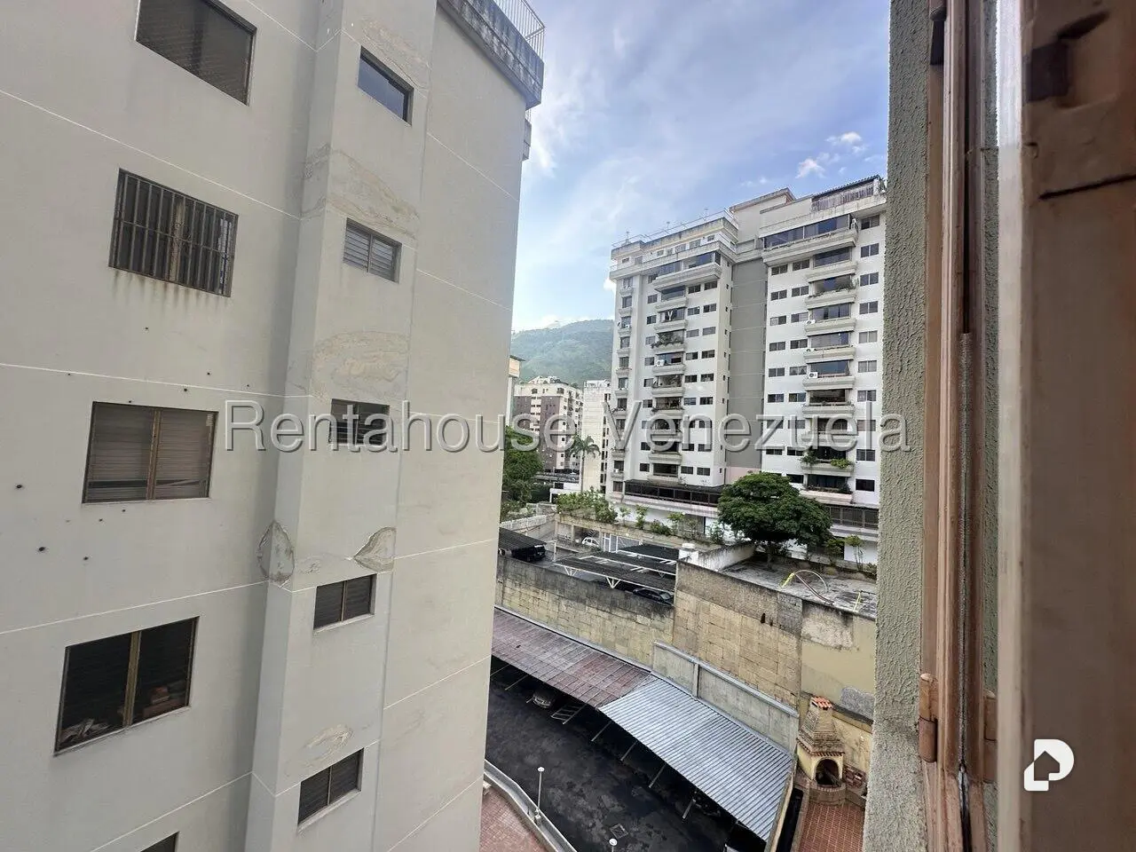 Apartamento en Terrazas del Ávila, Caracas – 24