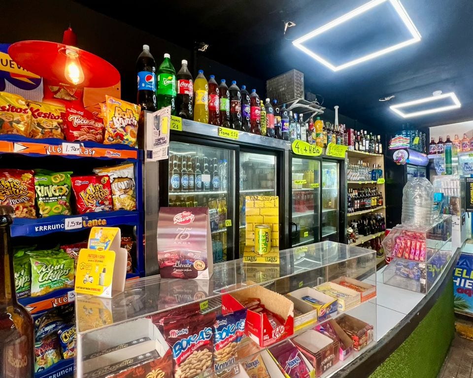 Local comercial en Av. Urdaneta, Caracas - 1