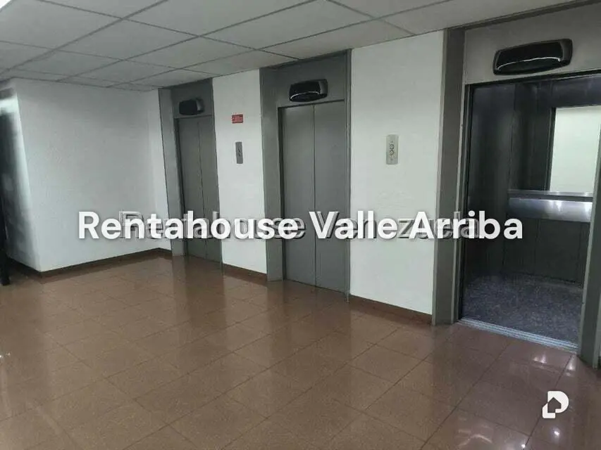 Local comercial en El Rosal, Caracas – 6