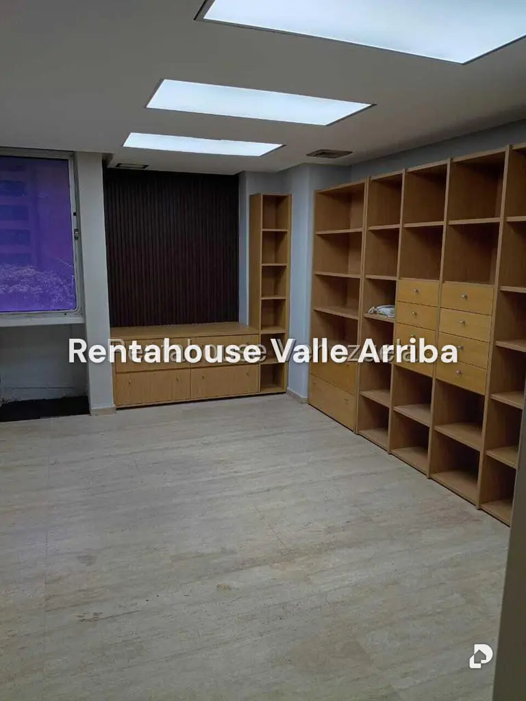 Local comercial en El Rosal, Caracas – 4
