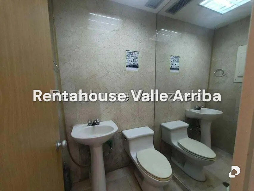 Local comercial en El Rosal, Caracas – 19