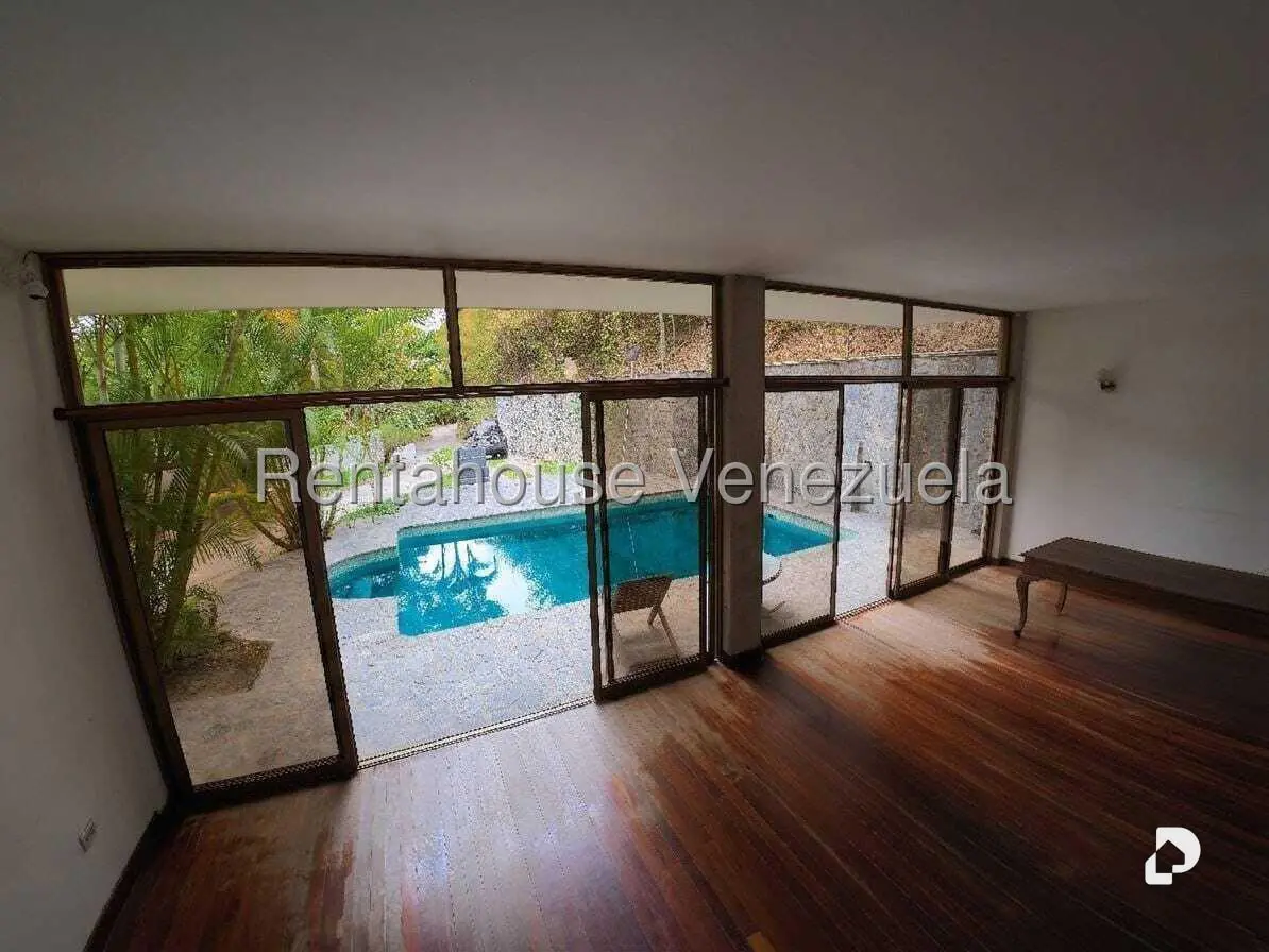 Casa en Oripoto, Caracas – 13