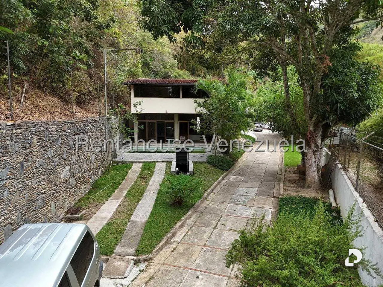 Casa en Oripoto, Caracas – 5