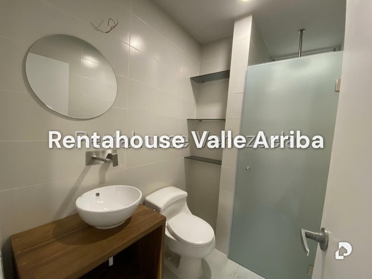 Apartamento en Los Palos Grandes, Caracas – 20