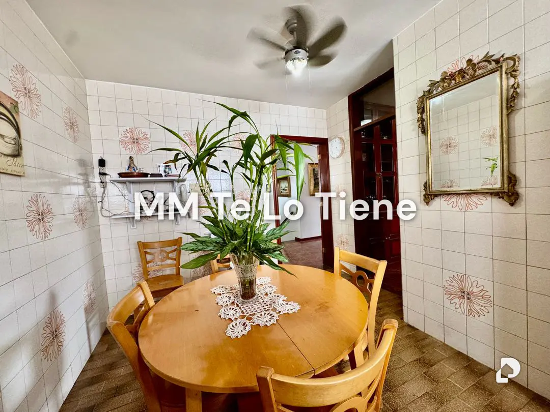 House in Colinas de Tamanaco, Caracas – 14