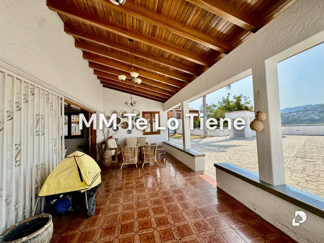 House in Colinas de Tamanaco, Caracas – 11