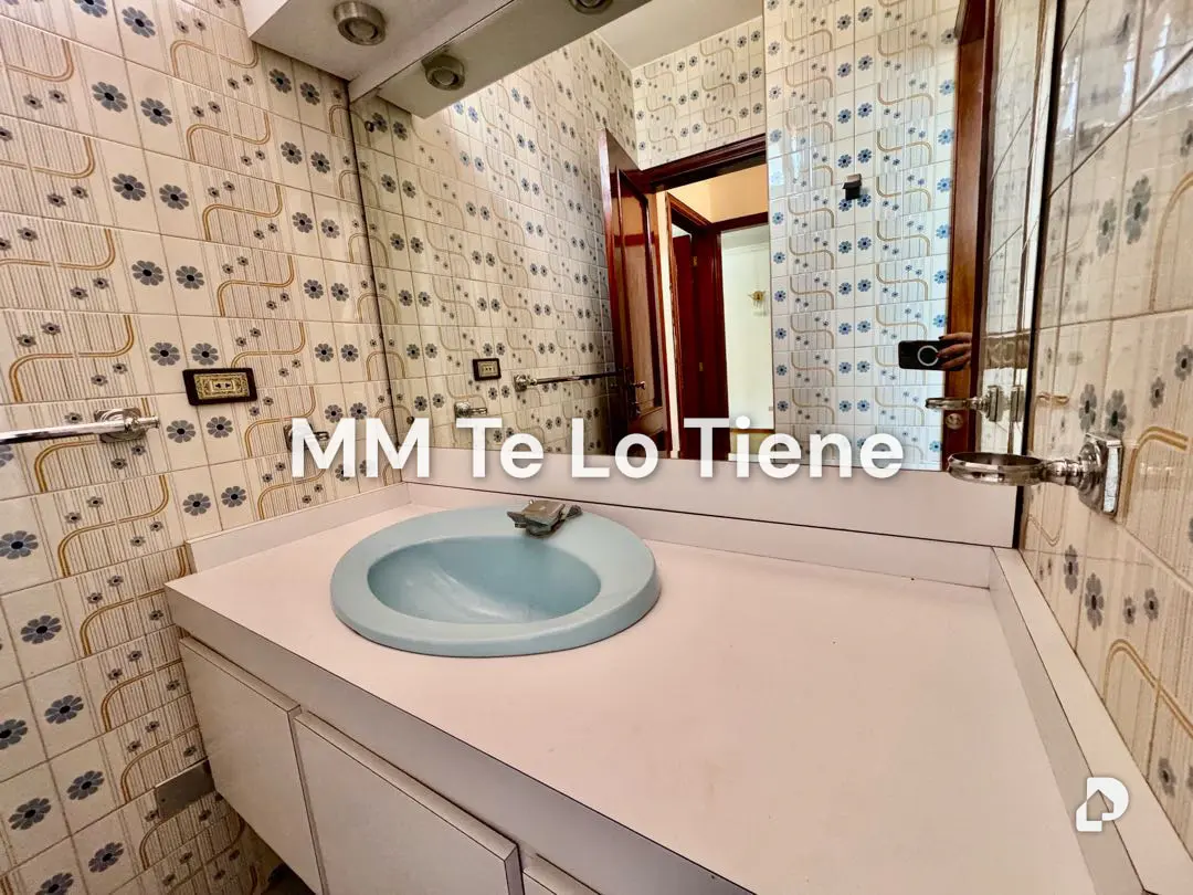 House in Colinas de Tamanaco, Caracas – 22