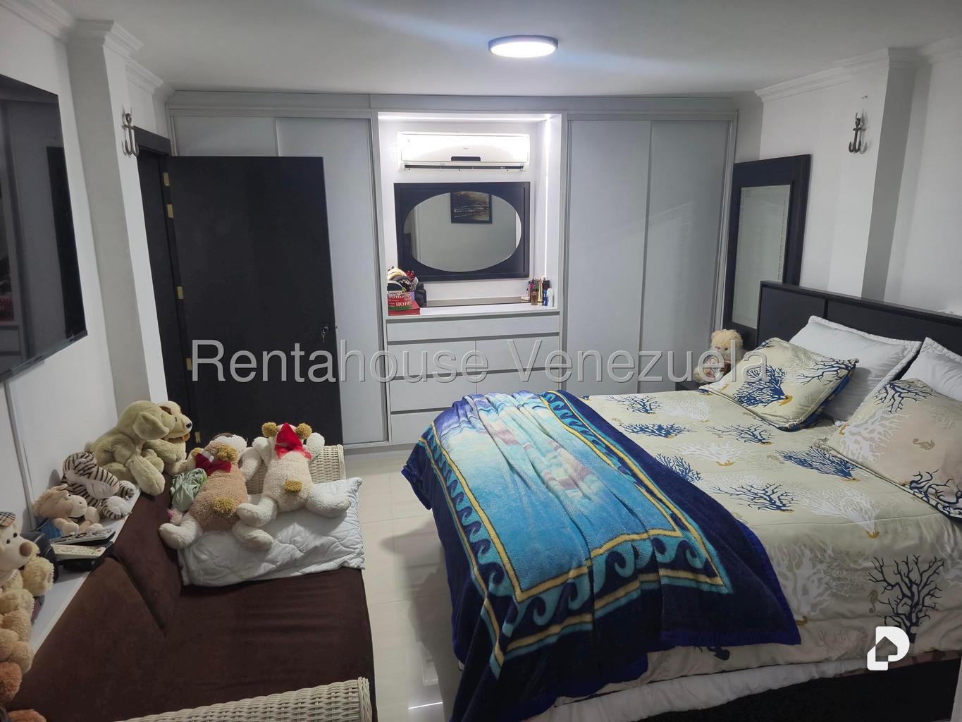 Casa en Cumbres de Curumo, Caracas – 22