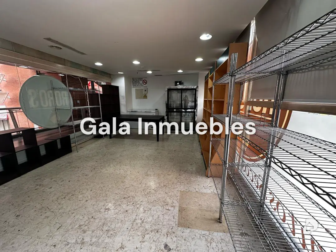 Local comercial en El Cafetal, Caracas – 4
