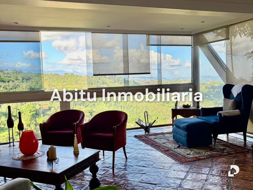 Casa en Oripoto, Caracas – 12