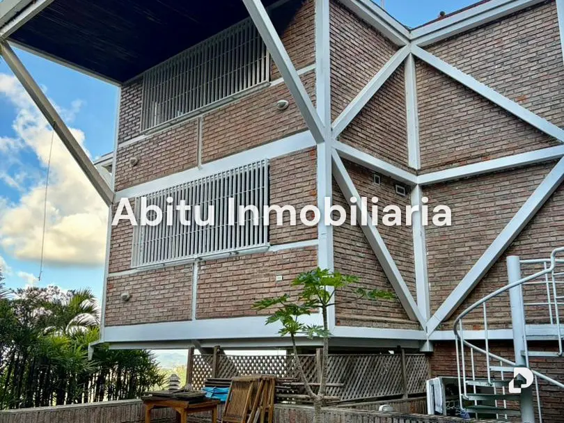 Casa en Oripoto, Caracas – 1