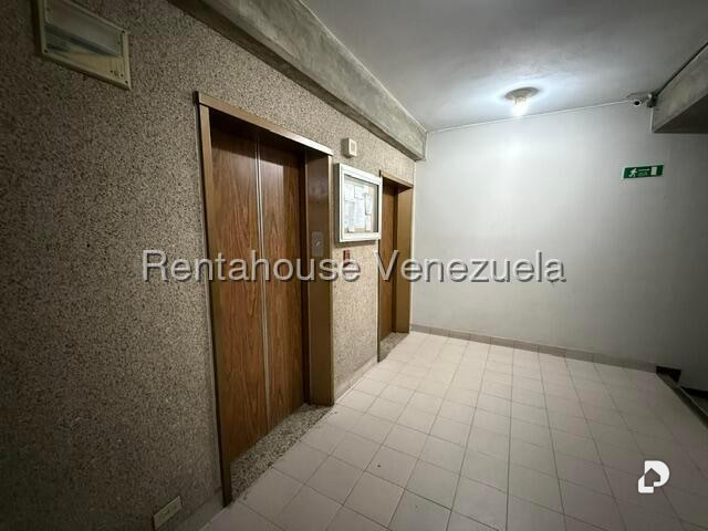 Apartamento en Terrazas del Ávila, Caracas – 16
