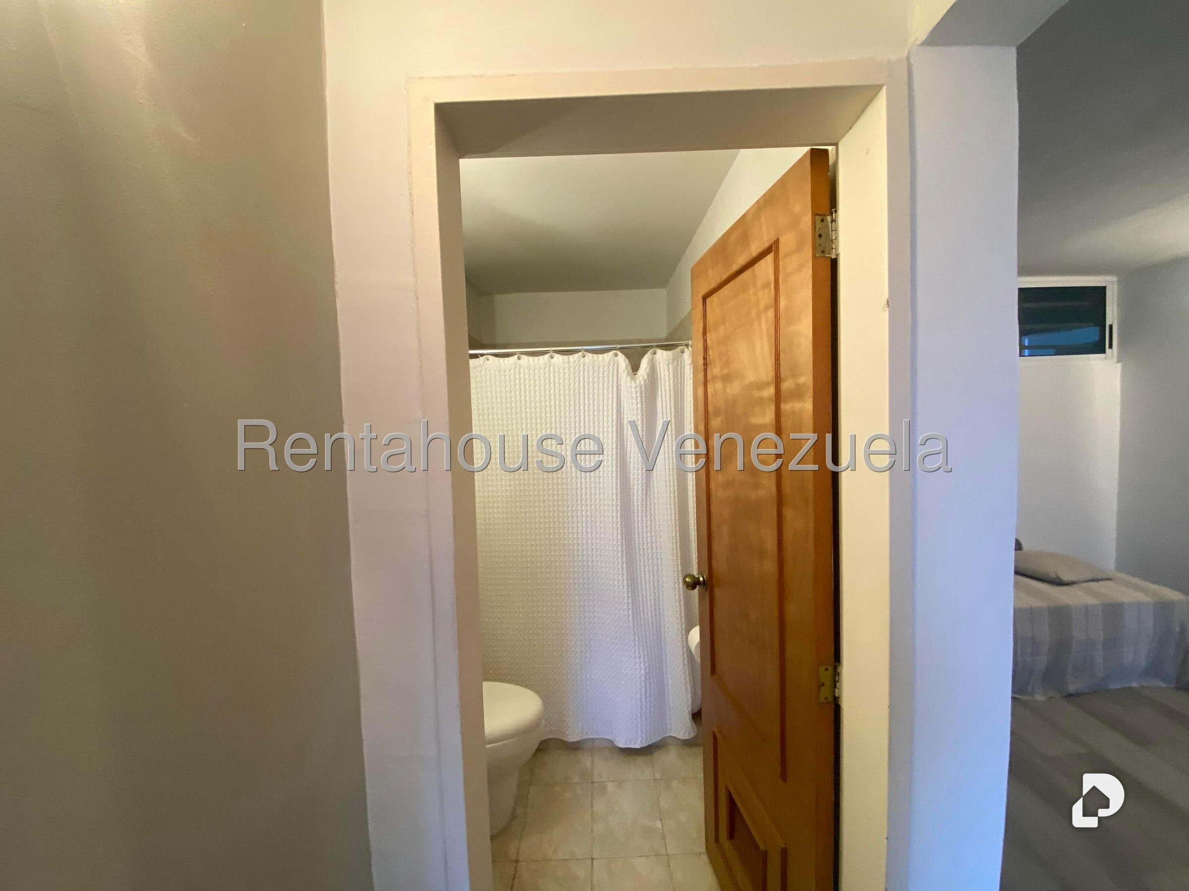 Apartamento en Colinas de La Tahona, Caracas – 15