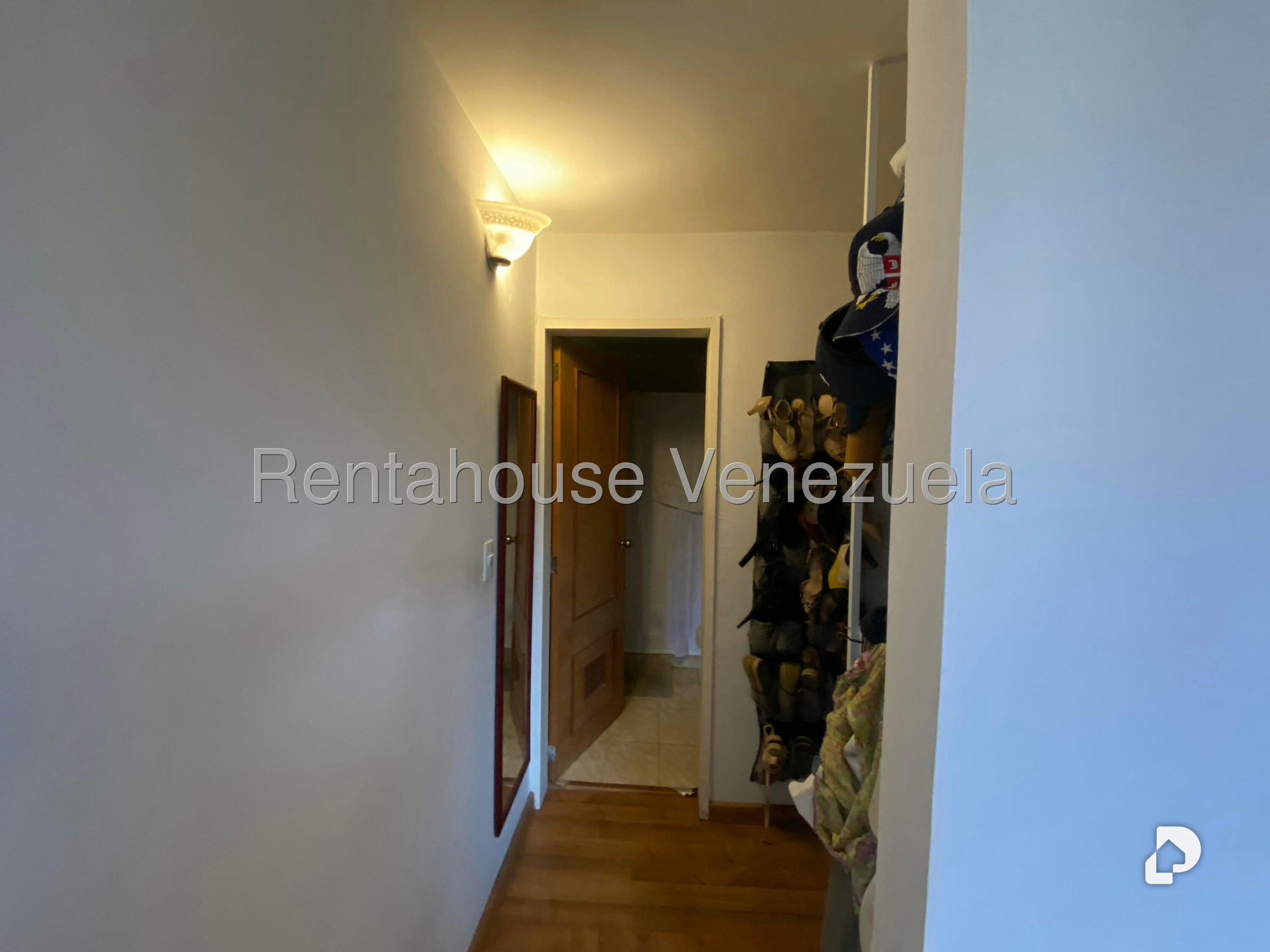 Apartamento en Colinas de La Tahona, Caracas – 21