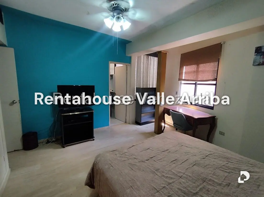 Apartamento en La Florida, Caracas – 18