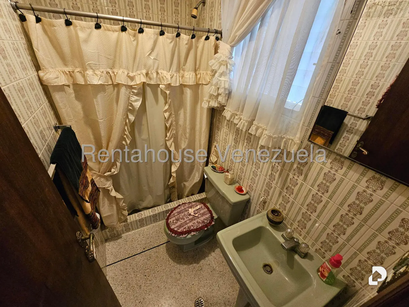 House in Prados del Este, Caracas – 33