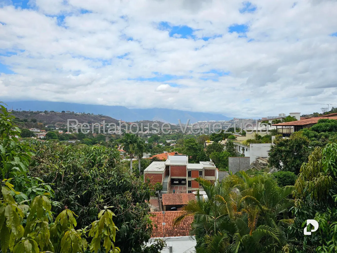 House in Prados del Este, Caracas – 53