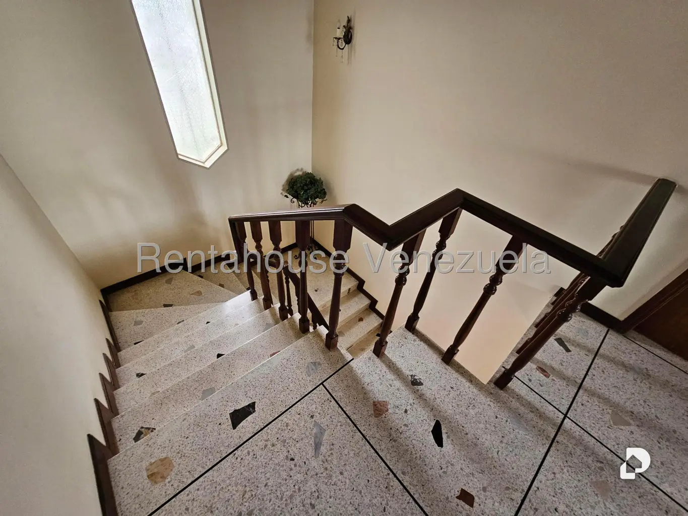 House in Prados del Este, Caracas – 15