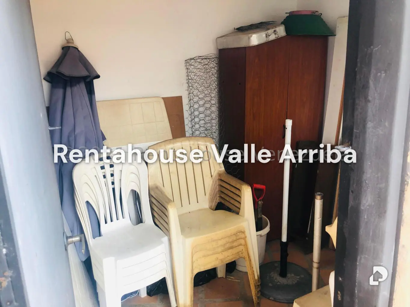 Casa en El Hatillo, Caracas – 27
