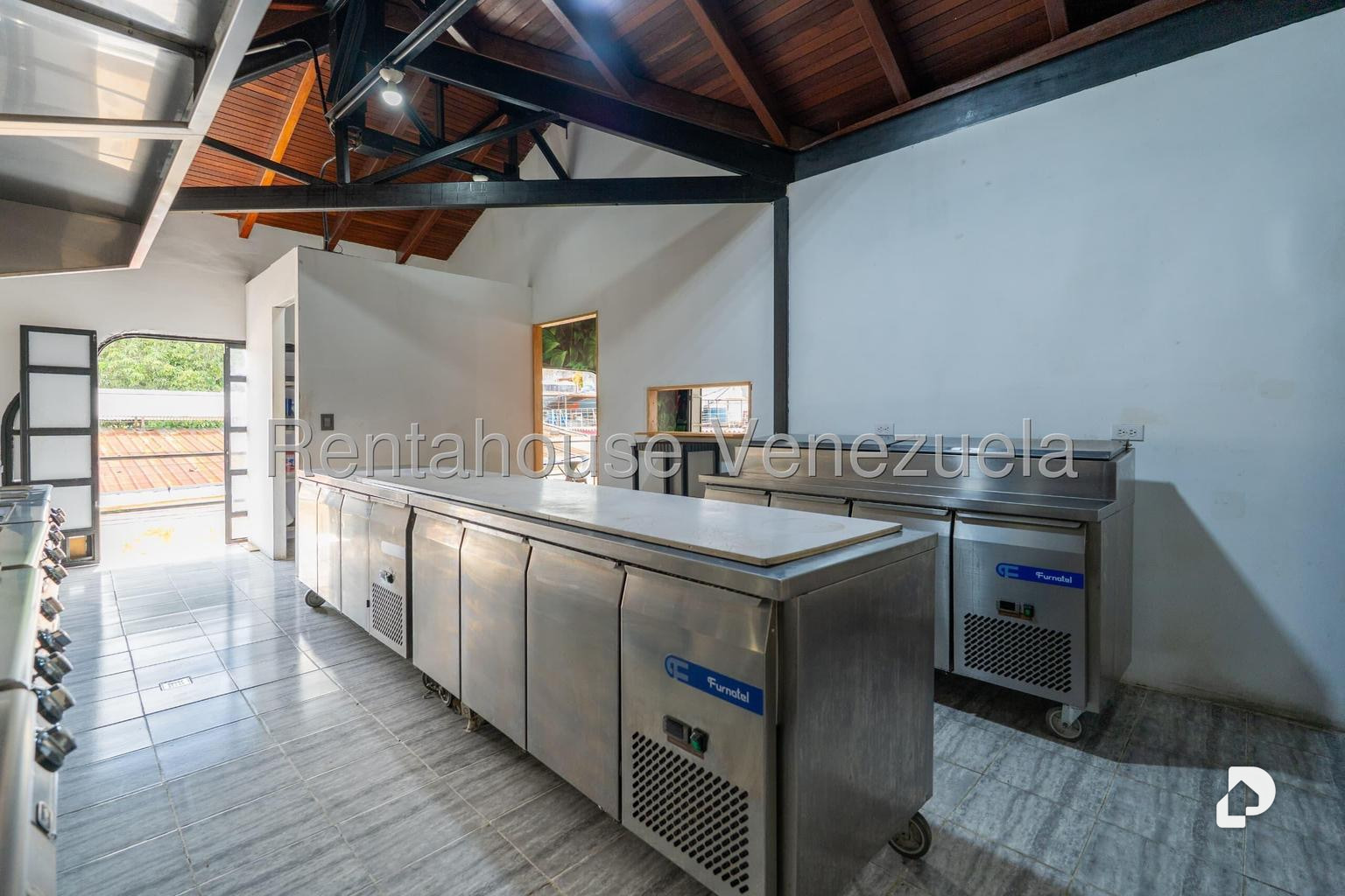 Local comercial en El Hatillo, Caracas – 14