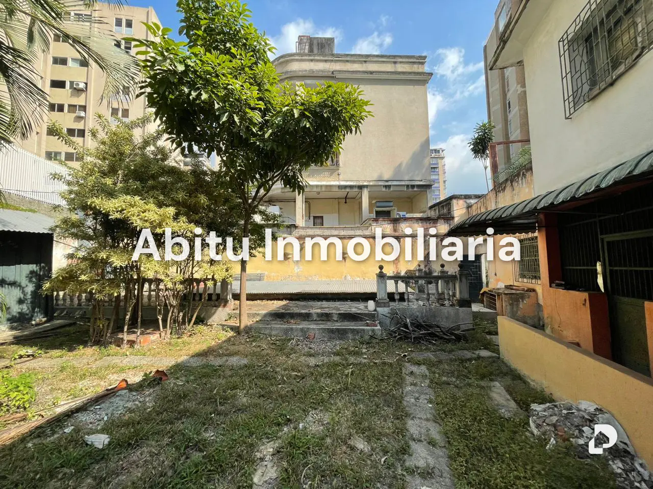 House in Las Palmas, Caracas – 2