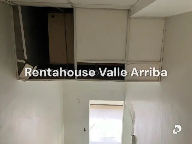 Local comercial en Los Naranjos (del Cafetal), Caracas – 19