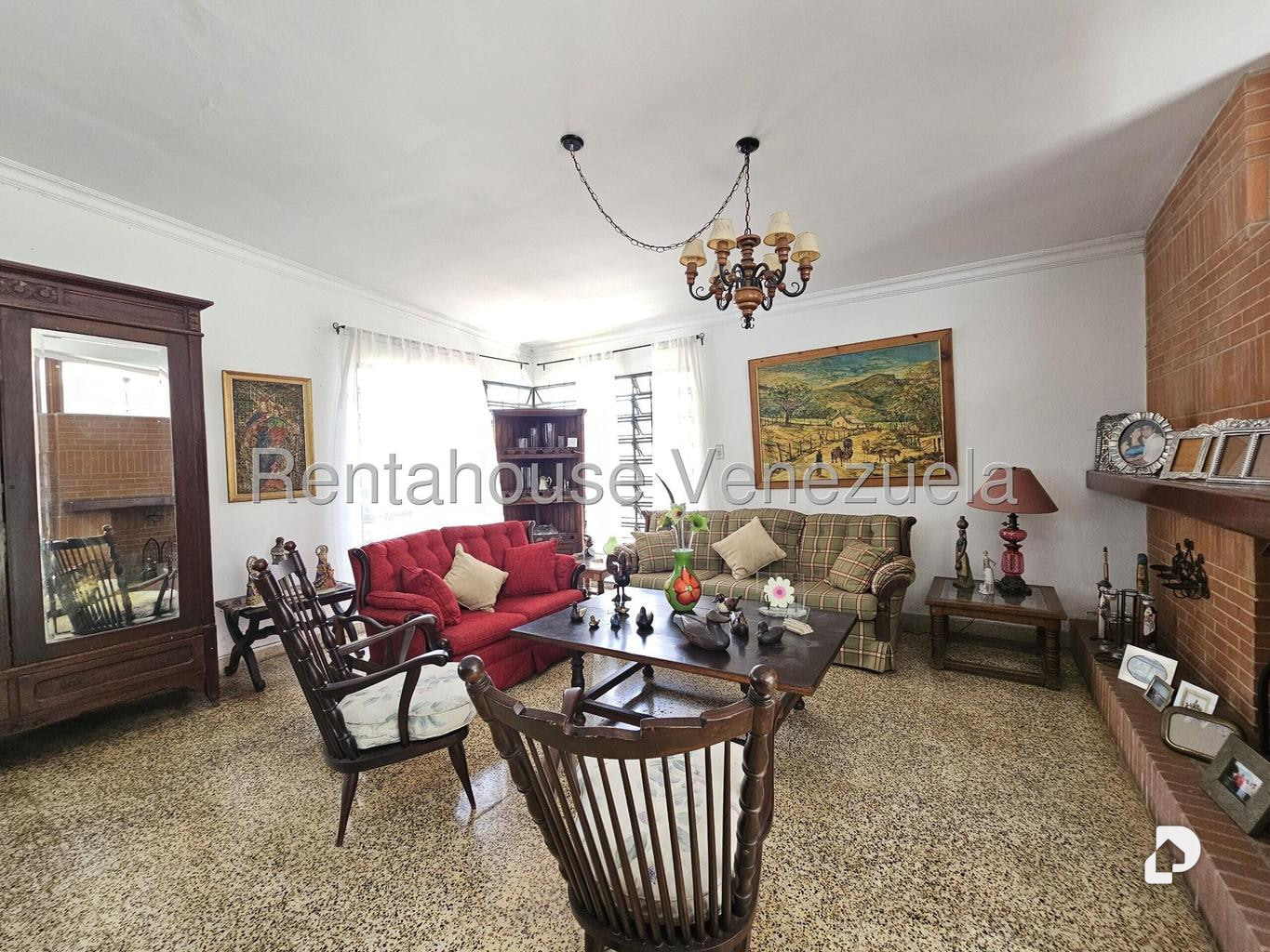 Casa en San Román, Caracas – 24