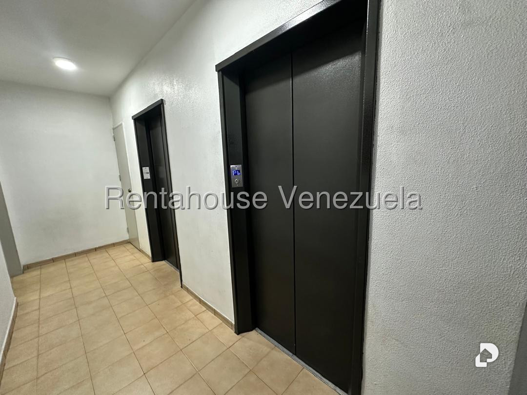 Apartamento en Valle Abajo, Caracas – 3