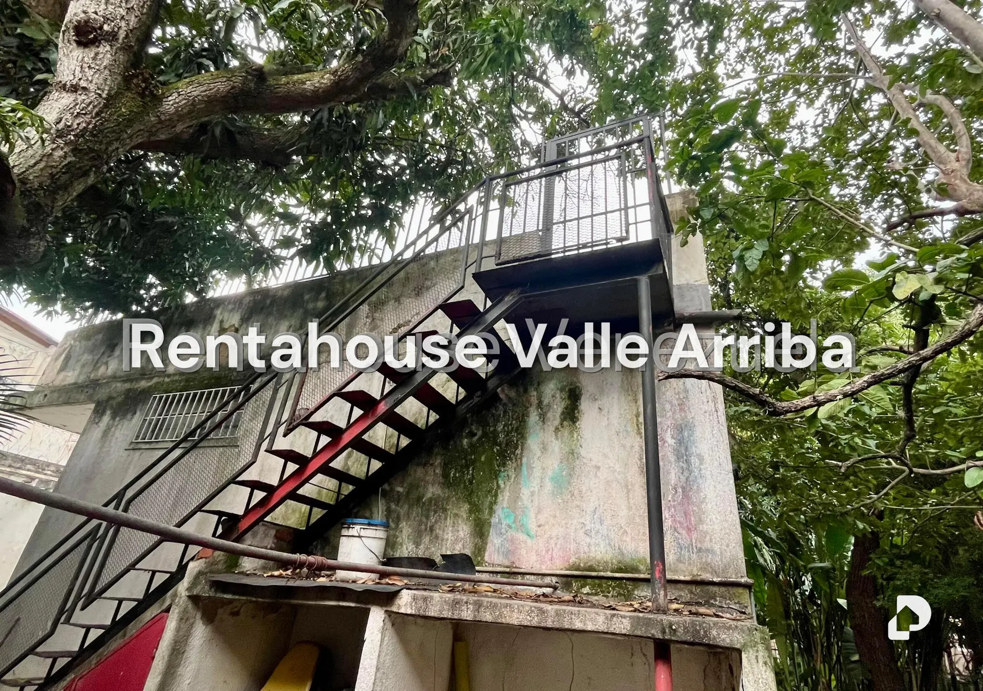Casa en Alta Florida, Caracas – 33