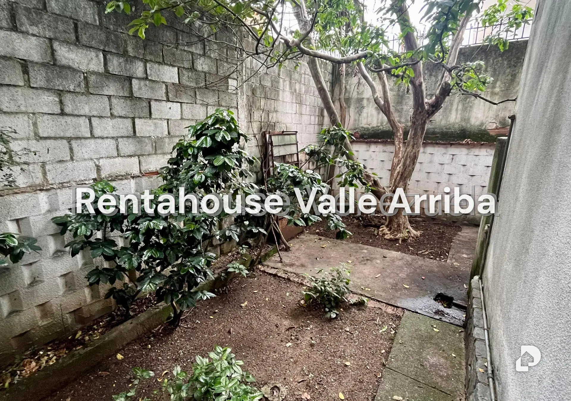 Casa en Alta Florida, Caracas – 32