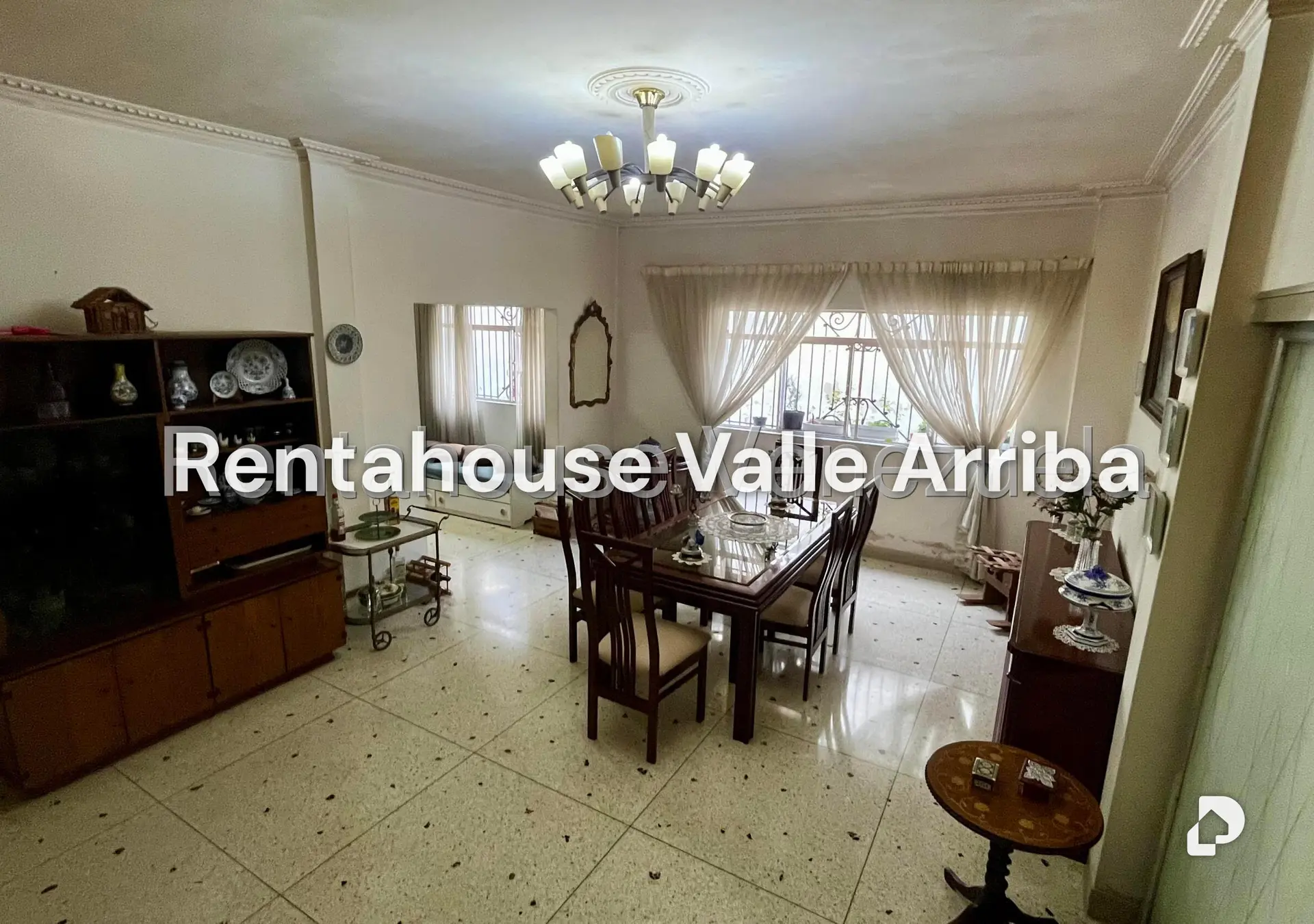 Casa en Alta Florida, Caracas – 14