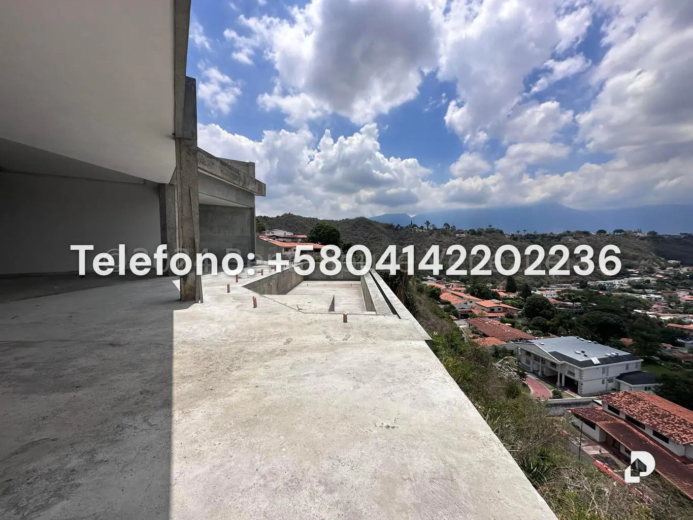 Casa en Prados del Este, Caracas – 24