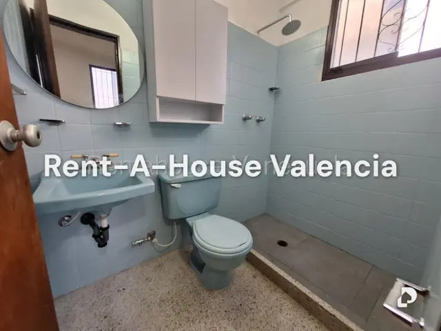 Casa en Parroquia Urbana San José, Valencia – 23