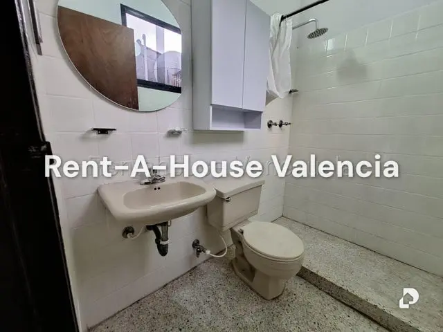 Casa en Parroquia Urbana San José, Valencia – 26
