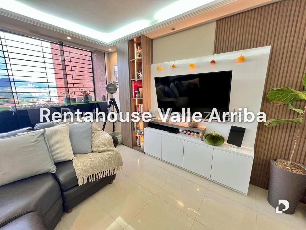 Apartment in Colinas de La Tahona, Caracas – 4