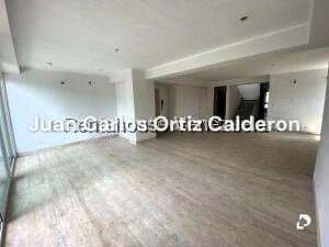 Apartamento en Lomas de Las Mercedes, Caracas – 20