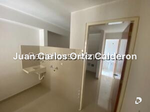 Apartamento en Lomas de Las Mercedes, Caracas – 18